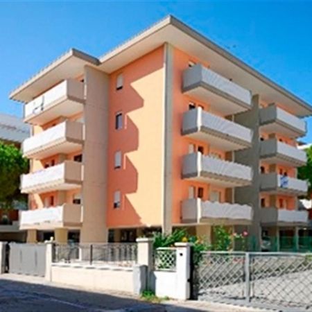 Tiepolo Lägenhet Bibione Exteriör bild